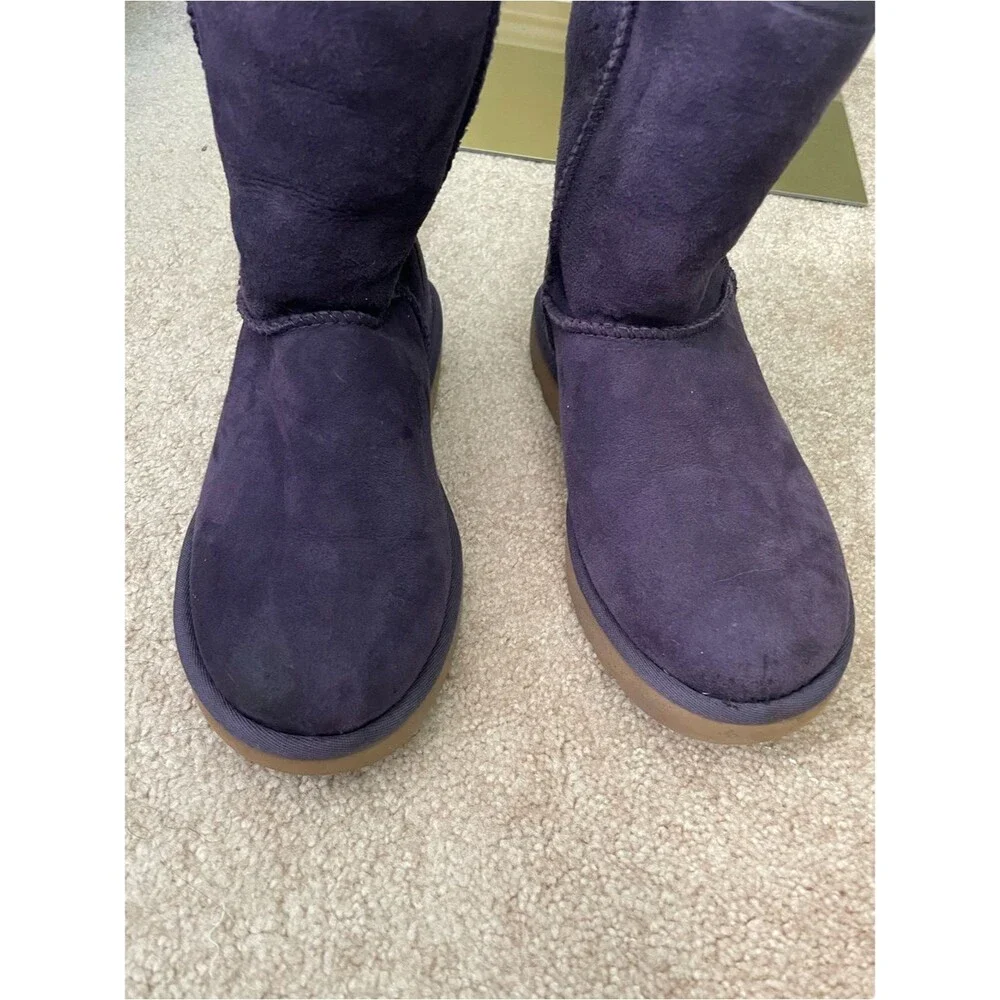 Women’s UGG Classic Short ll Shearling Fur Lined Winter Suede Boots Size 5